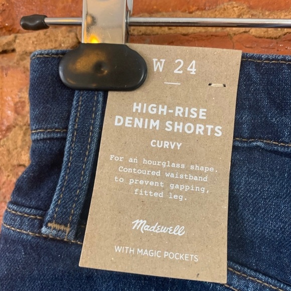 BRAND NEW WITH TAGS MADEWELL 24 CURVY SHORTS - Picture 3 of 3